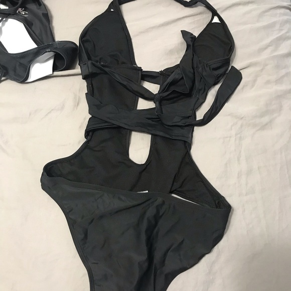 Swimming suit - Picture 2 of 2